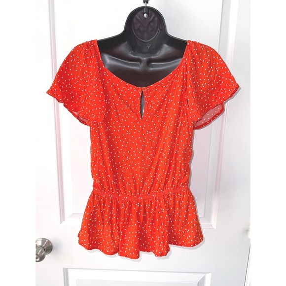 Row-A red polka dot top - Picture 3 of 4
